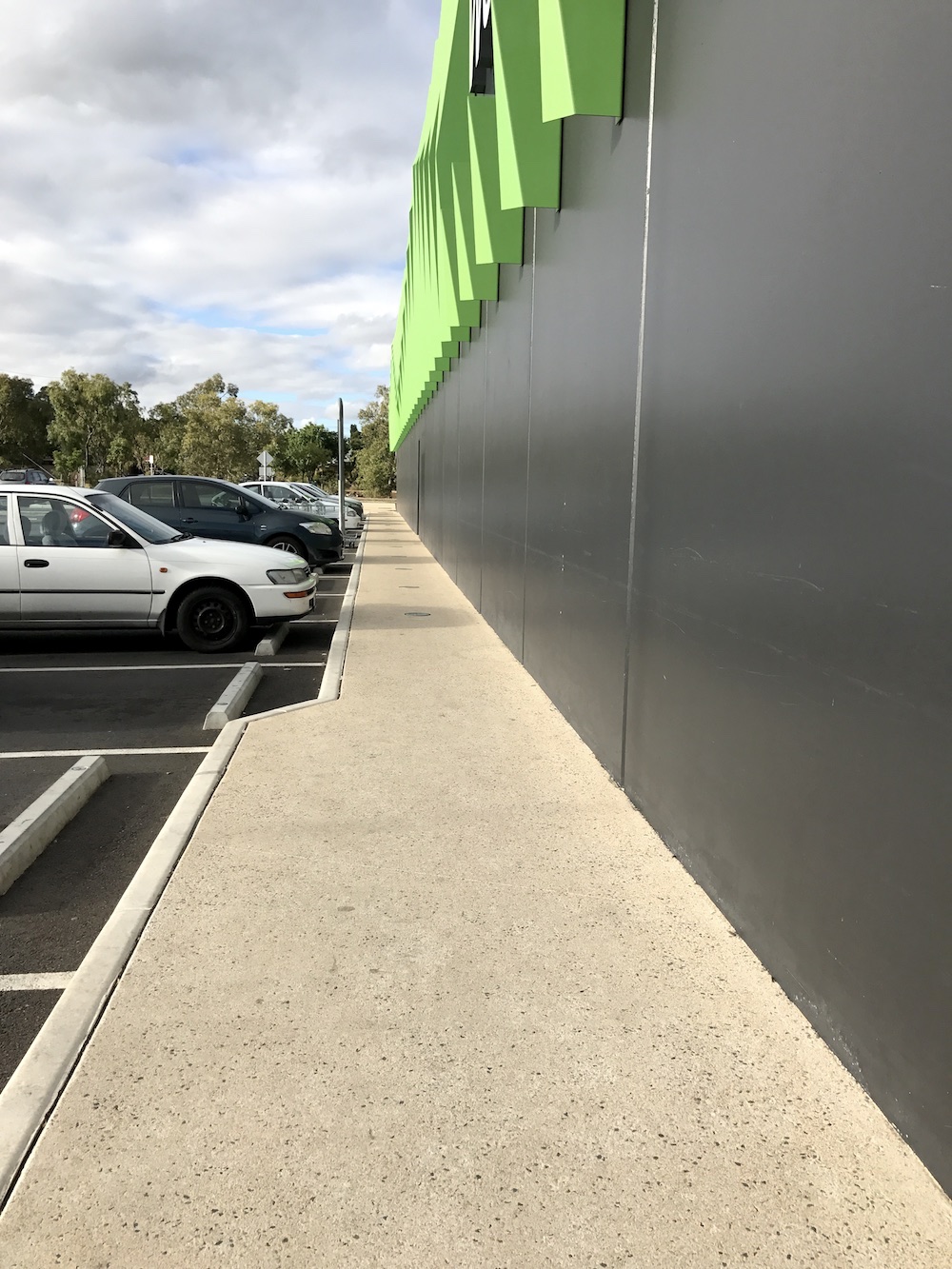 the path is too narrow for wheelchairs and shopping trollyes left behind
