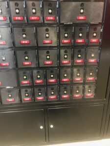 inside the PO the boxes are various sizes and black and my box is just the right hieight